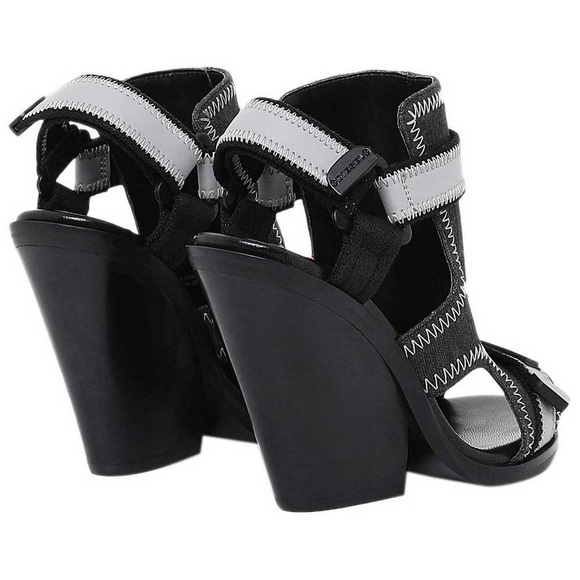 ❤️SOLD❤️ Diesel 'SA-FLAMINGO' HIGH HEEL SANDALS - Picture 8 of 8